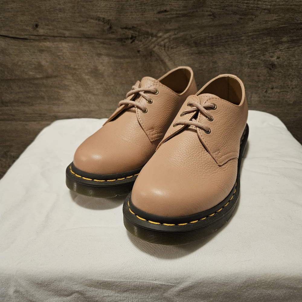 Dr Martens 1461 Peach Pink Oxford 3 eye sz 7